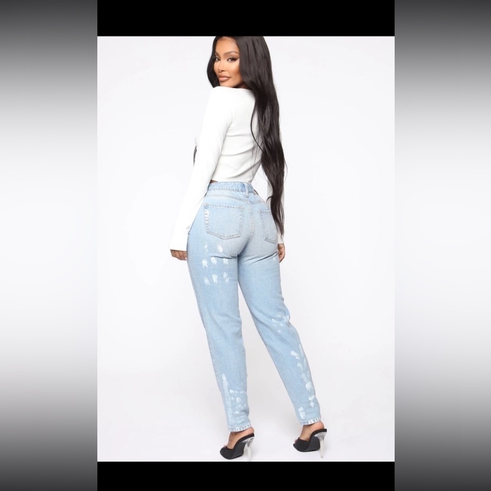 Fashion Nova White Keep Them Tied Up Top NWT size S - Picture 3 of 9